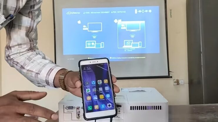 smartphone as a projector