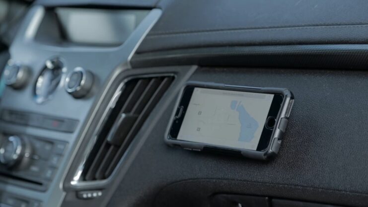 Best Cell Phone Car Mount - Safest Place for Your Phone